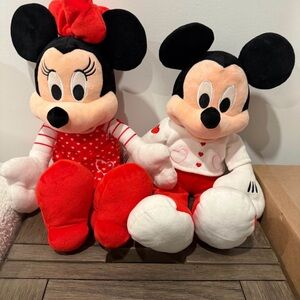 Disney Mickey and Minnie Plush Set - Valentines Day